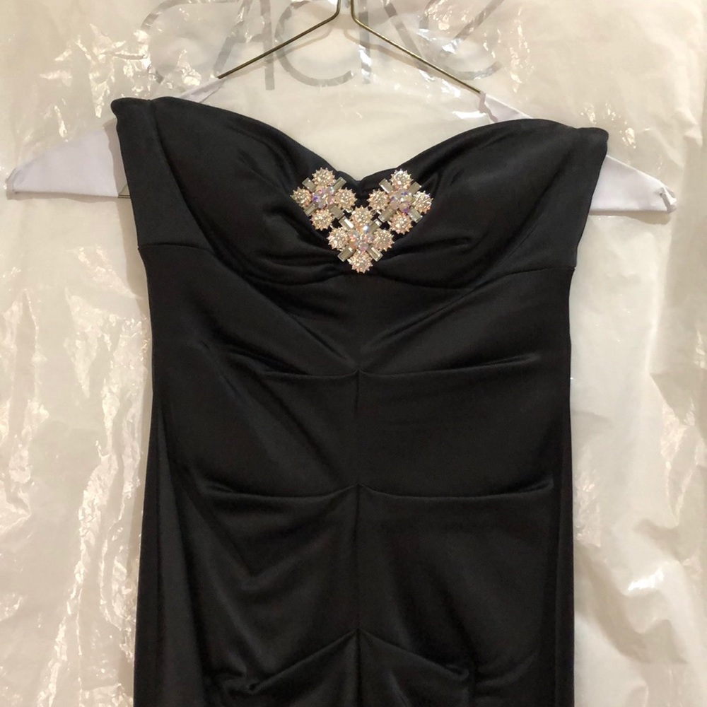 Cache black floor length evening/prom dress